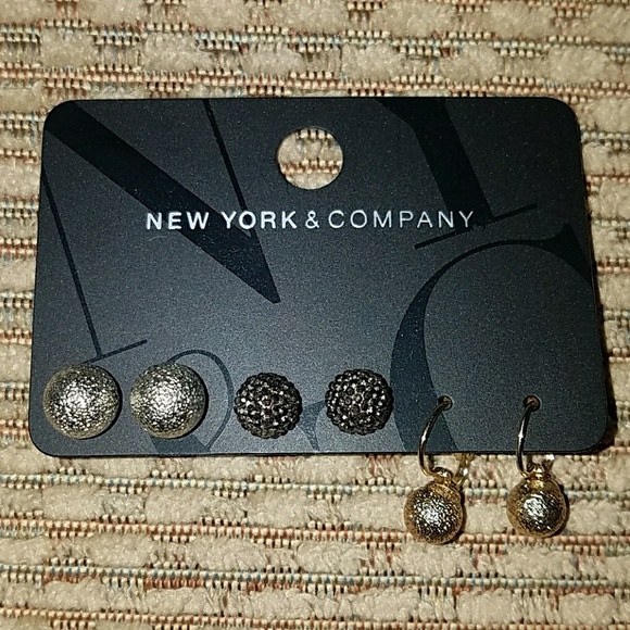 New York and Co. Earings. Never worn! - Picture 1 of 3